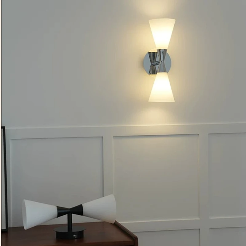 French Medieval Hourglass Wall Sconce Background Wall Stair Entrance Hall Corridor Passage Bedroom Bedside Lamp