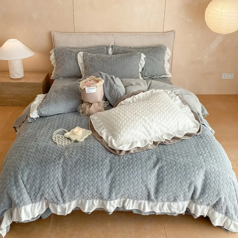 

2024 new warm carved milk fleece 4-piece set winter thickened princess style double-sided fleece bed sheet quilt cover bedding