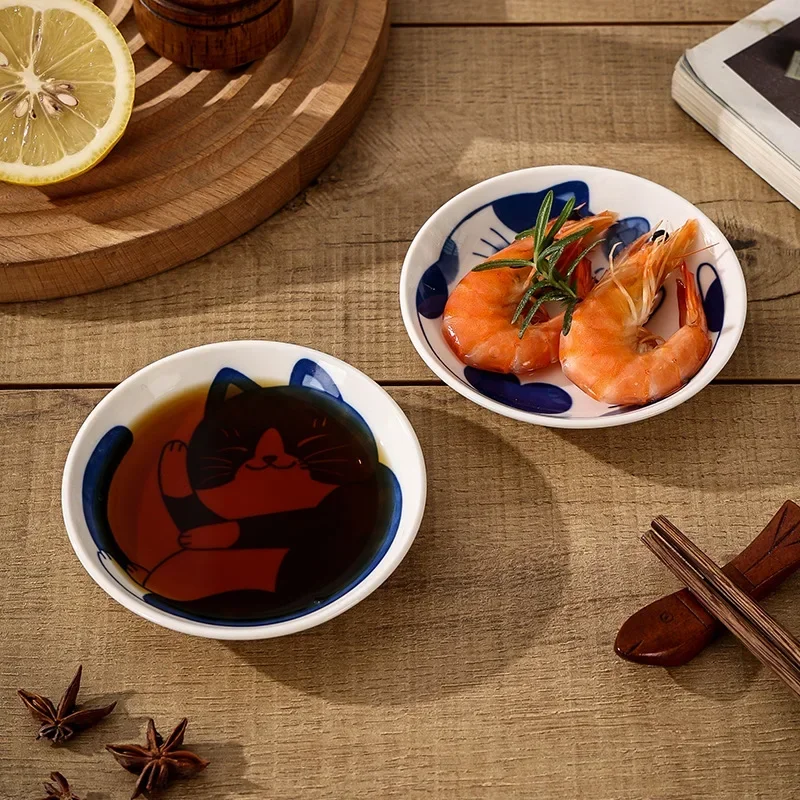 1pc Cute Cartoon Lucky Cat Ceramic Sauce Dish Water‑Drop Shaped Small Plate Dessert Sushi Home Tableware