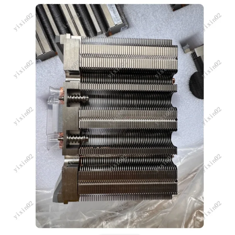 

Радиатор с медным дном и десятью медных трубками для охлаждения сервера, небольшой запас, новый