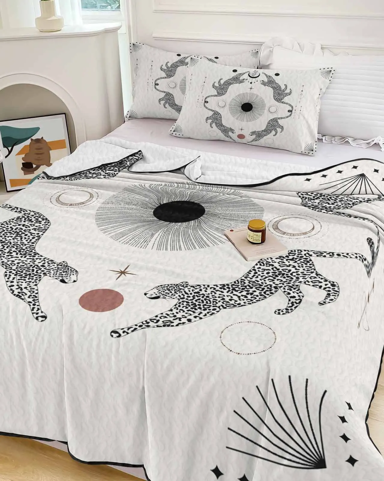 Leopard Sun Abstract Animal Star Moon Summer Cooling Quilt Air Condition Blanket Comfortable Lightweight Bedroom Thin Quilt