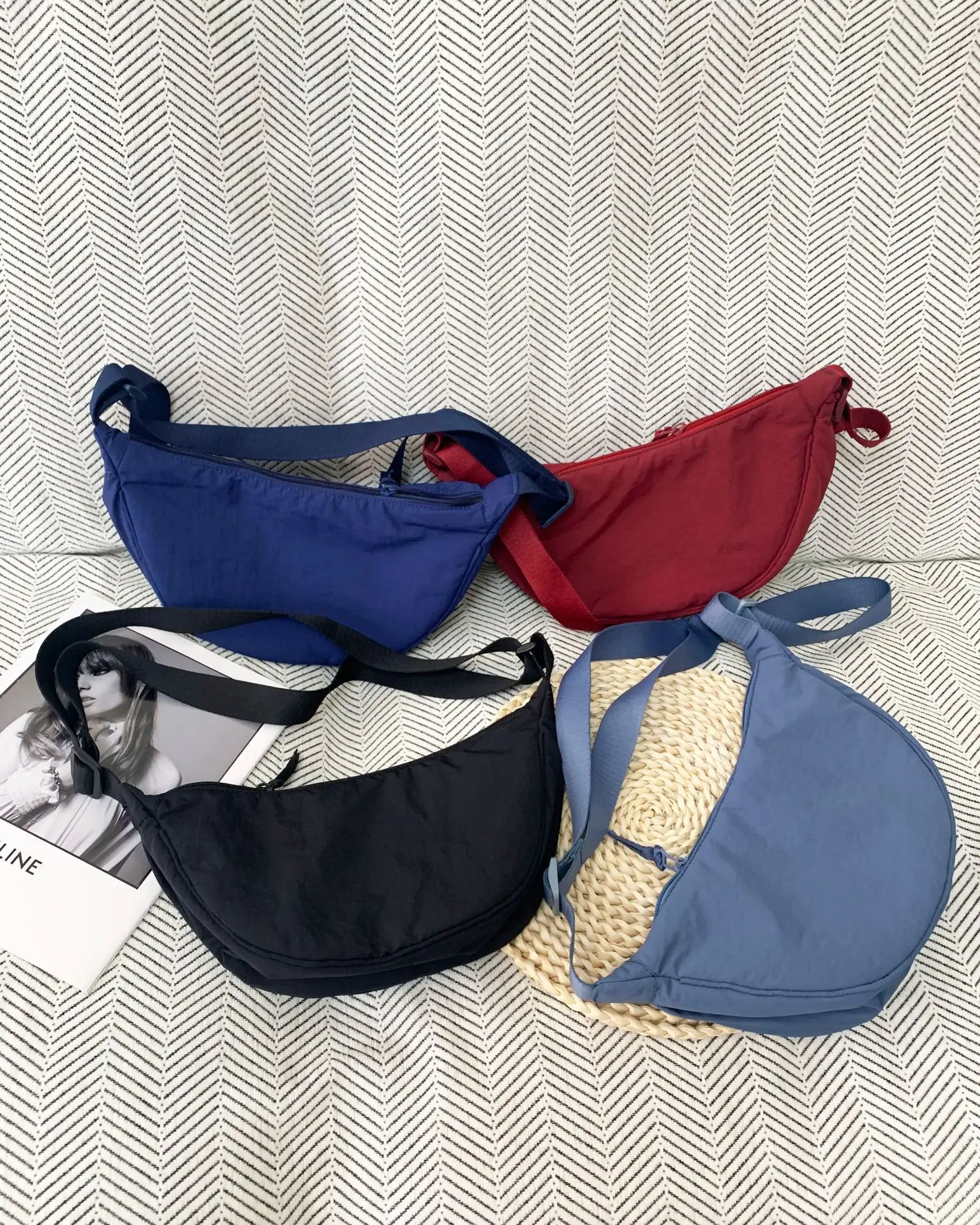 Leichte Nylon-Halbmond-Umhängetasche mit Verstellbarem Breitem Riemen, Schultertasche für Frauen, Tägliche Einkaufs- und Reisehandtasche – Detail 28