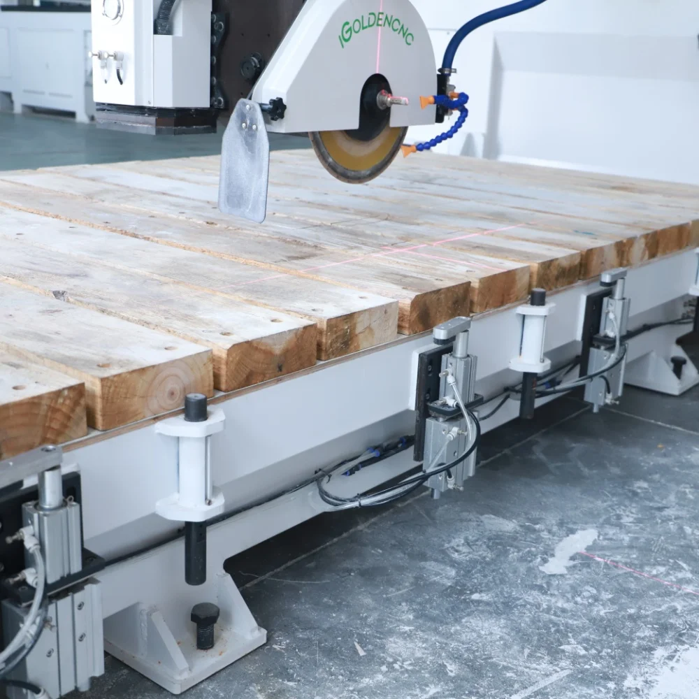 Machine à découper à 5 axes CNC professionnelle pour la découpe de dalles de granit, de marbre et de quartz avec table basculante automatique