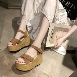 Sandals for Women's Outsiders 2024 Summer New Pine Cake Slope Heel Thick Sole Waterproof Platform Suede Women's Sandals