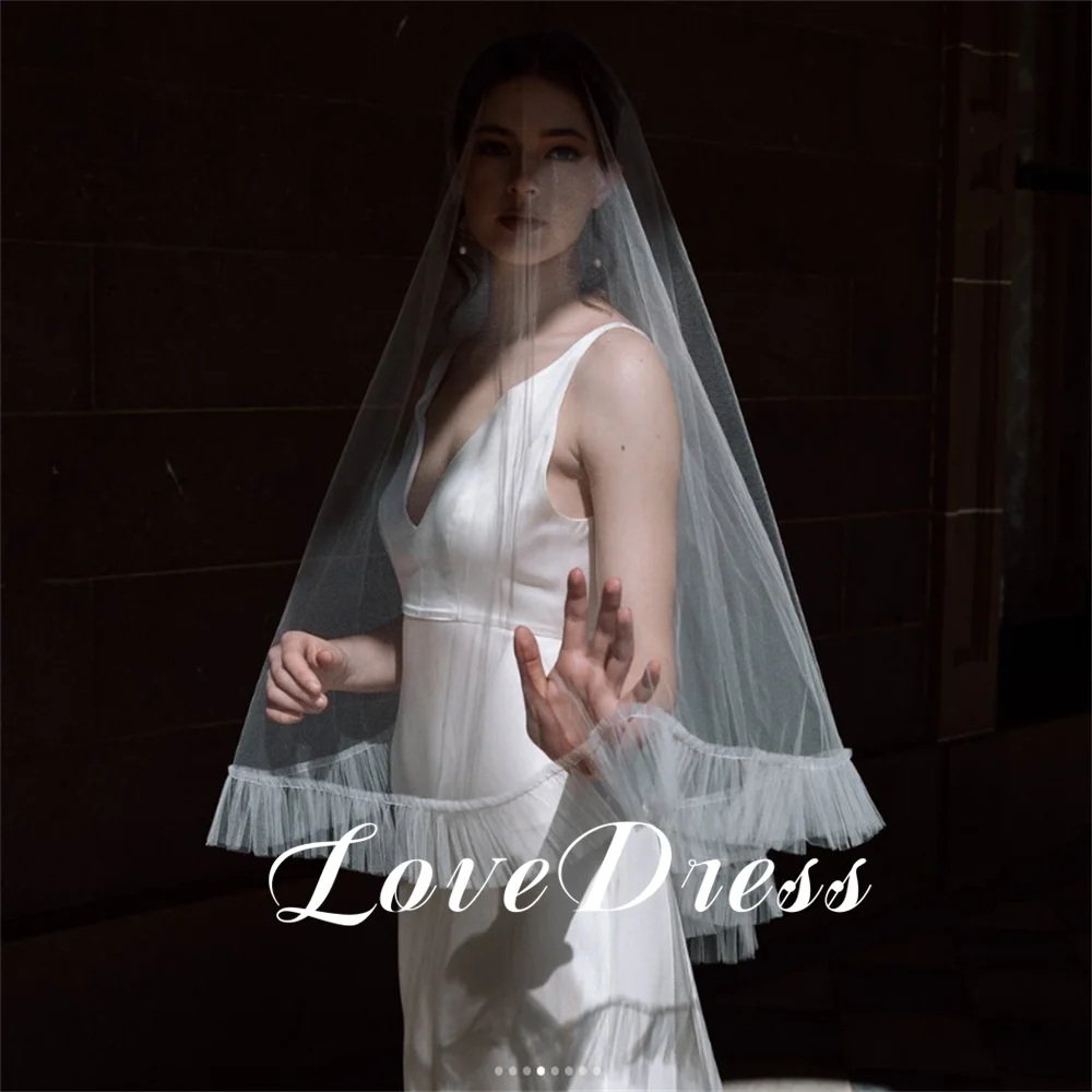 Love Simple Mermaid V-Neck Sleeveless Stain Wedding Dress Charming Open Back Spaghetti Strap Floor Length Sweep Train Bride Gown