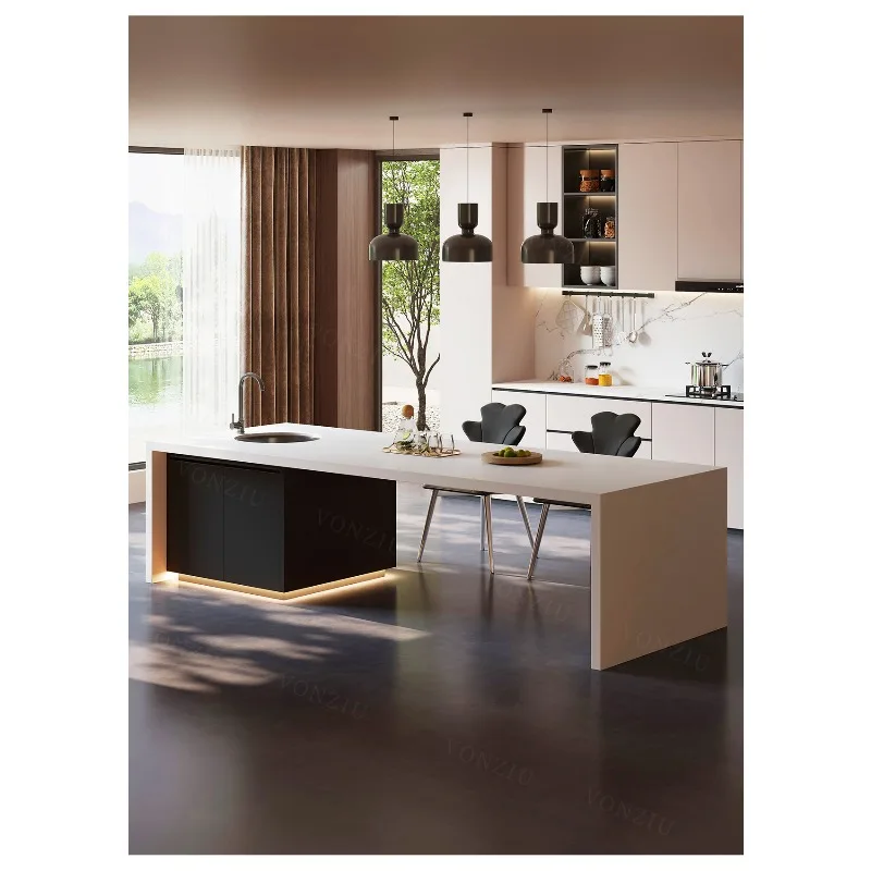 

Обеденный стол интегрированный с раковиной и небольшой квартирой — итальянский шифер с центральным направляющим столом.