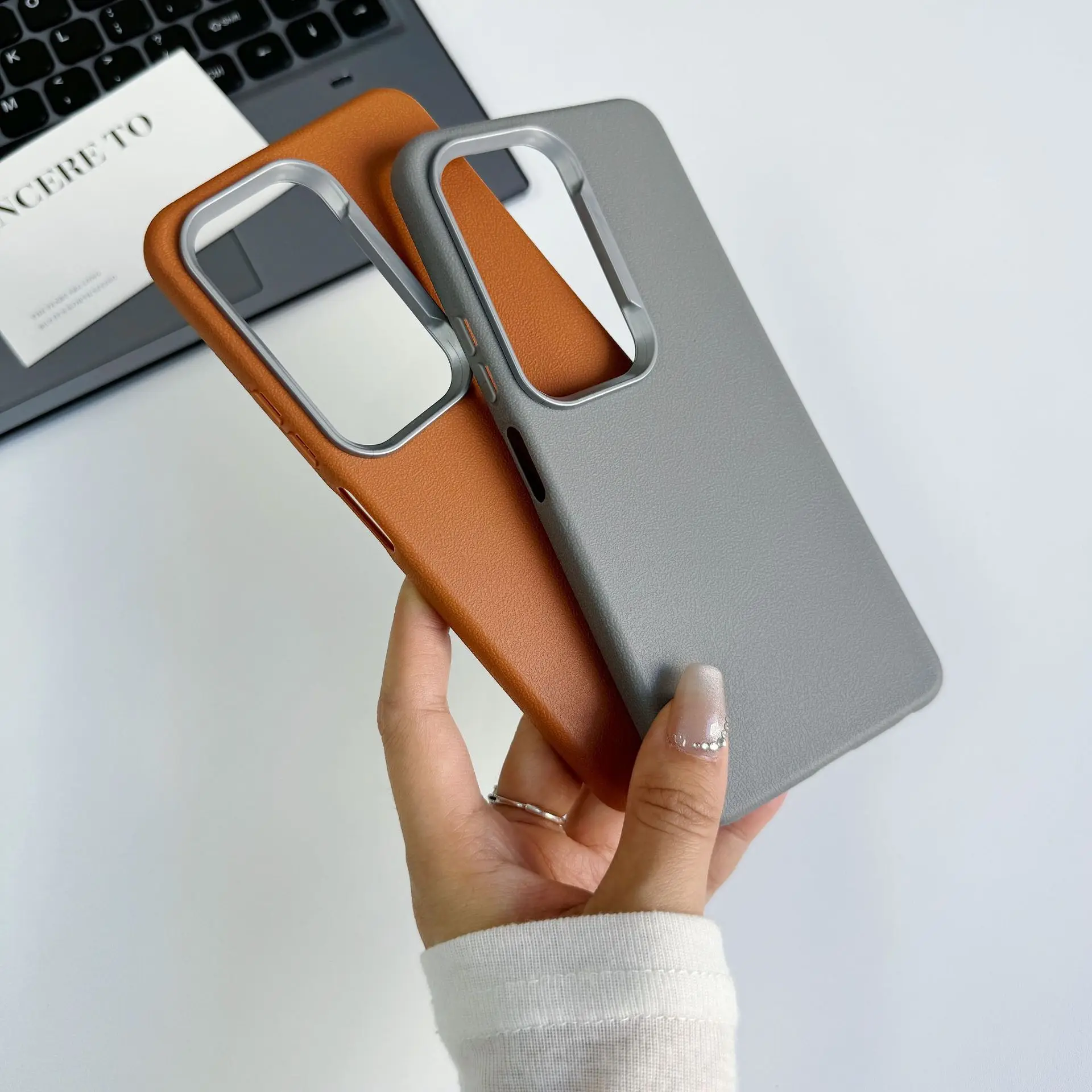 Für INFINIX NOTE 60 Pro Handyhülle mit großer Lochstruktur aus Leder, SPARK GO 3 Schutzhülle. – Detail 5