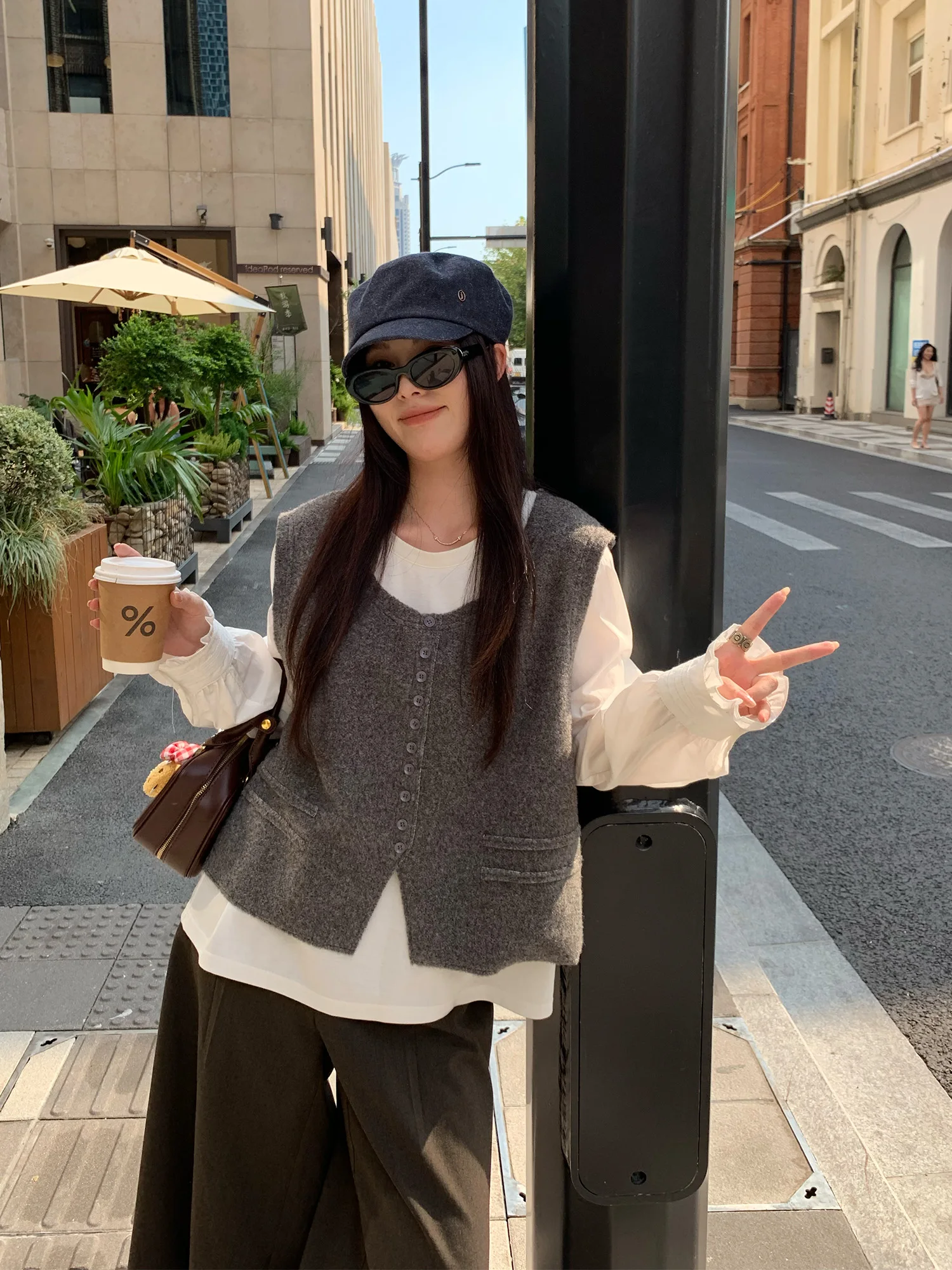 

NAZ Большой размер, осенний белый хлопковый жилет Irt And Fce, модный ансамбль с высокой талией, свободный крой, длинный све, круглый...