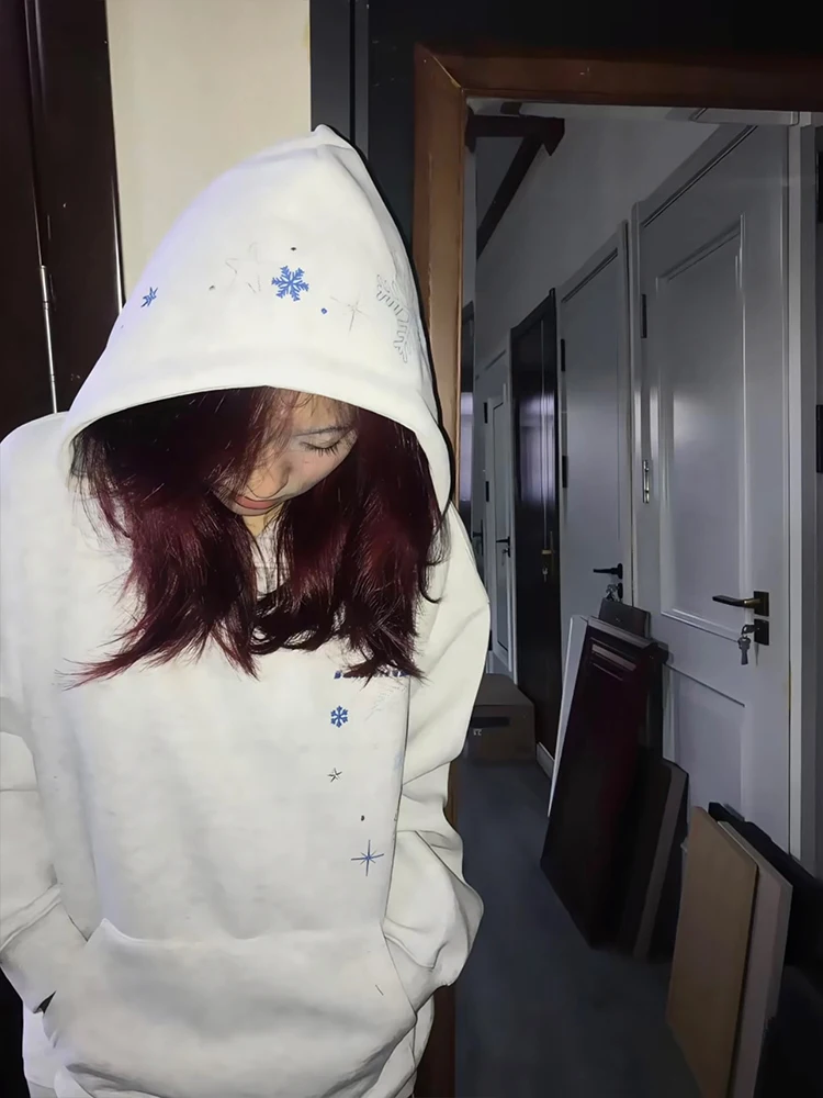 Felpa con cappuccio ricamata con fiocco di neve Ele Capispalla casual allentato da donna Autunno Inverno New Sle Jaet da coppia di Xiangbaiwei