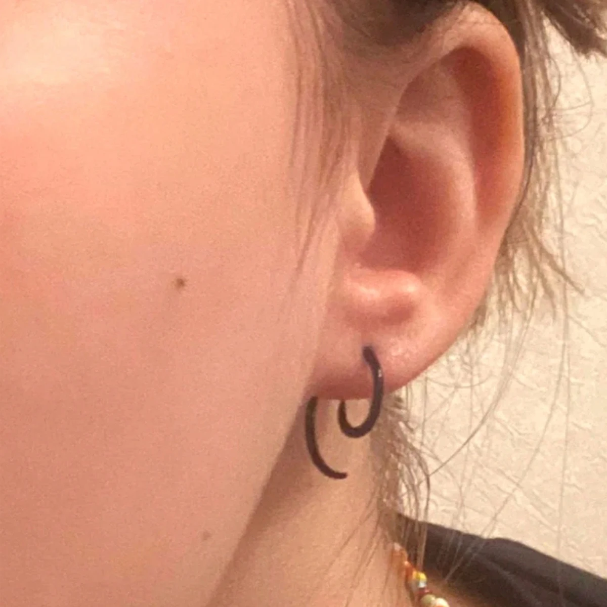 1 Pair Women Men Acrylic Black White Spiral Ear Plugs Ear Tapre Stretcher Ear Tunnel Expanders Starter Ear Piercing Body Jewelry