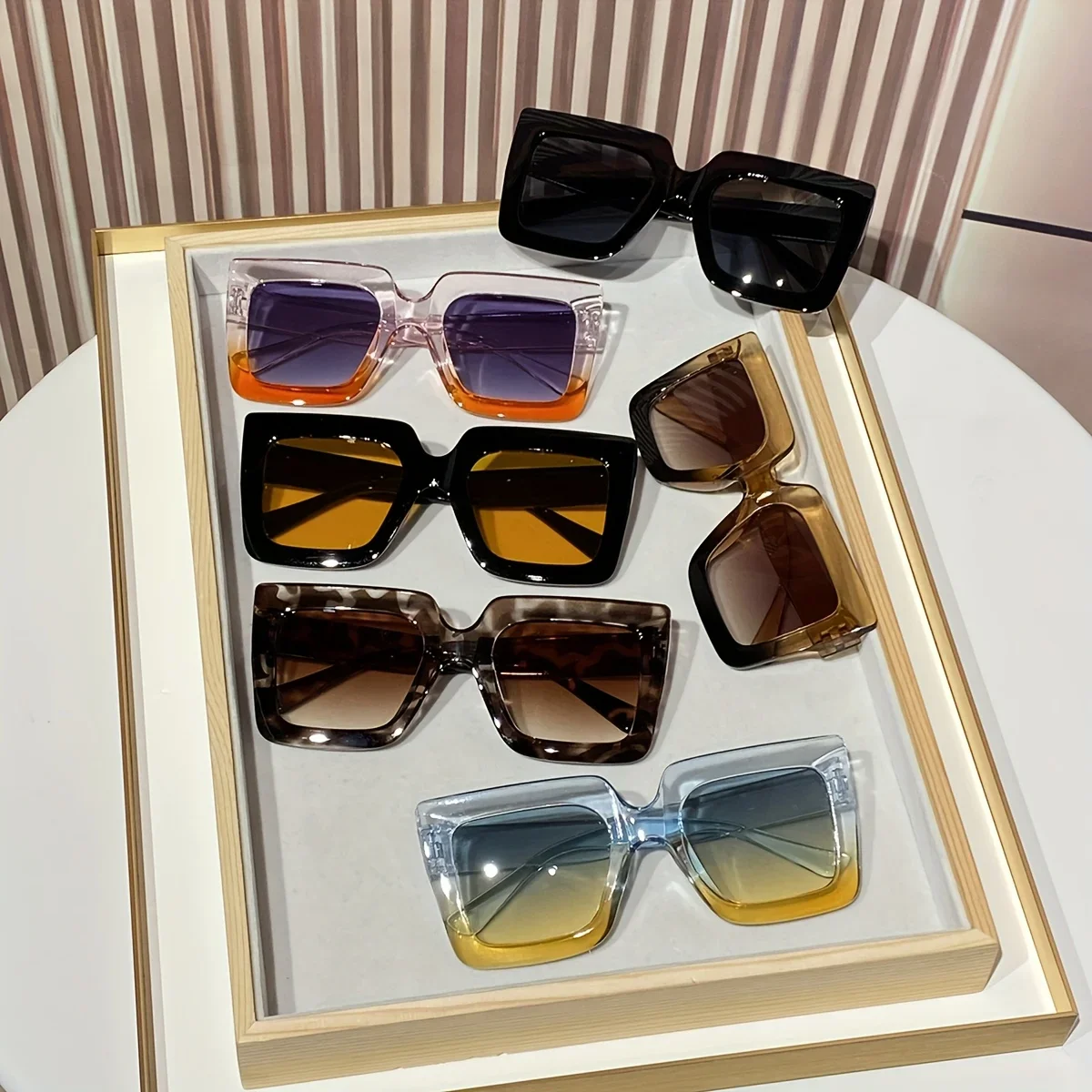 Oversized Plastic Square Glasses Set — product information 3