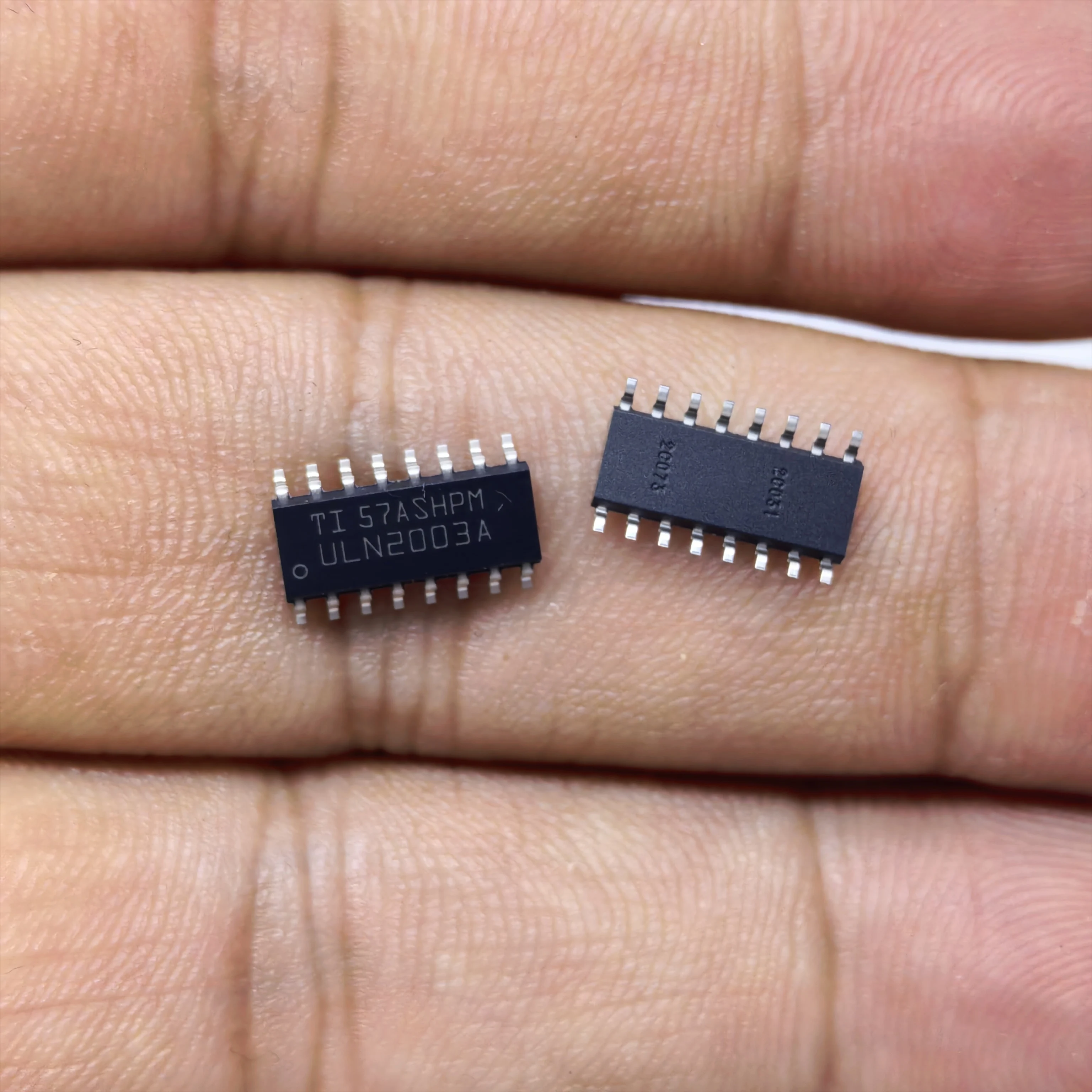 10PCS Brand new original genuine ULN2003 ULN2003ADR package SOP-16 driver IC in stock