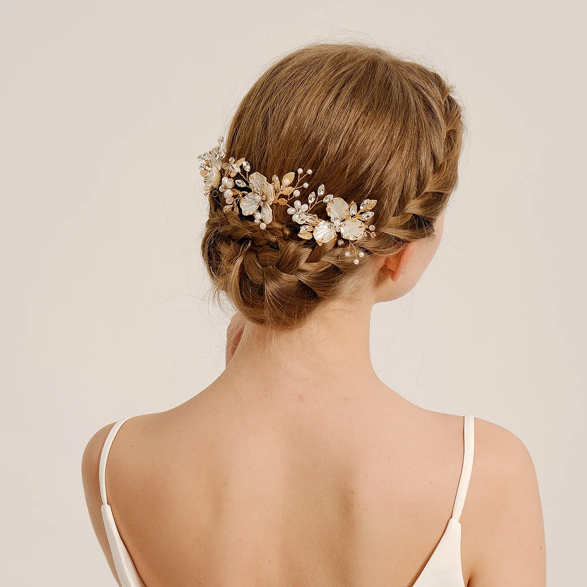 اكسسوارات الزفاف اليدوية إدراج مشط فستان الزفاف تصفيف أغطية الرأس الذهب جو المياه الماس اللؤلؤ زوج مشط الشعر مشط