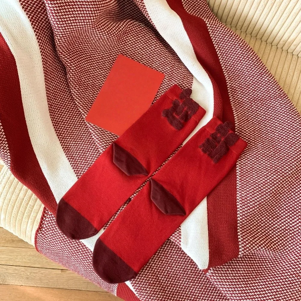 2 أزواج الجوارب الحمراء تنفس لينة الإبداعية الصينية الطابع الجوارب الجوارب مريحة نعمة الكلمات جورب السنة الصينية الجديدة #2