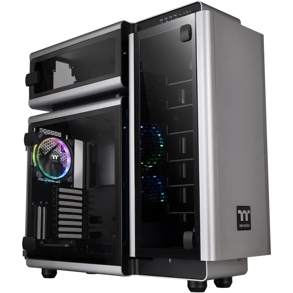 Tt desktop computer water-cooled main box Level 20 design sports car concept aluminum casing compartment