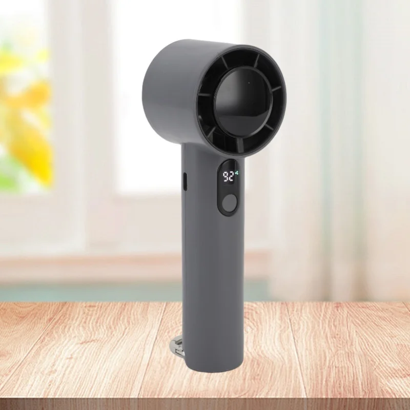 

Портативный ручной вентилятор, 5-скоростной регулируемый тихий перезаряжаемый мини-карманный вентилятор с цифровым дисплеем для путешествий, пляжа, кемпинга