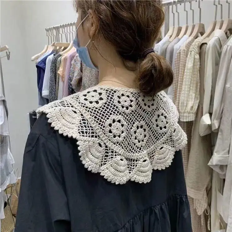 

Korean Version of Thin Flower Lace Hollow Fake Collar Small Shawl Short Sunscreen Small Vest with Small Scarf