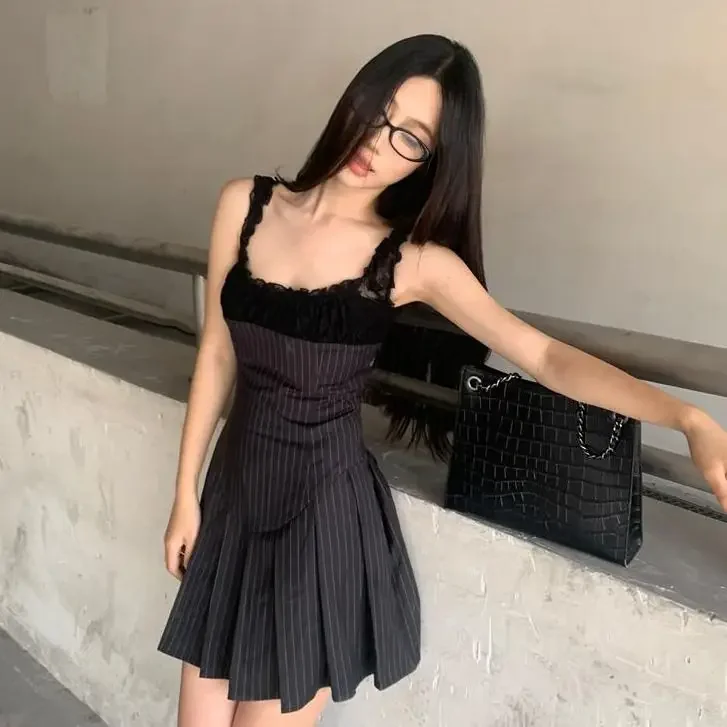 

Striped Lace Spliced Short Skirt with Square Collar, Drop-earrings, Pleated Design, Short Sleeve Dress for Women