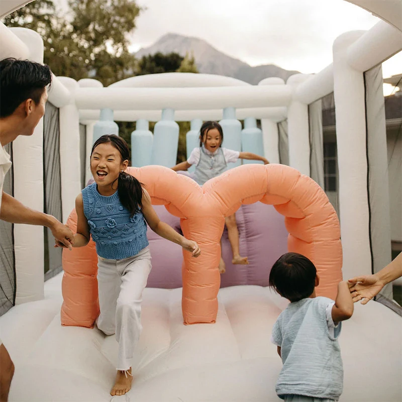 Casa de rebote inflable de 22 pies, multifuncional con tobogán, casa de juegos para niños, castillo inflable para fiesta de cumpleaños y boda