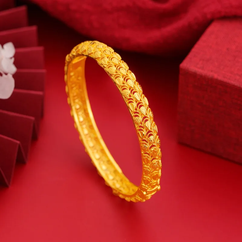 QEENKISS Vintage Gold Flower Bracelet For Women Hollow Bangle Wedding Party Birthday Christmas Bride Mother LadyGirl Gift BT5315