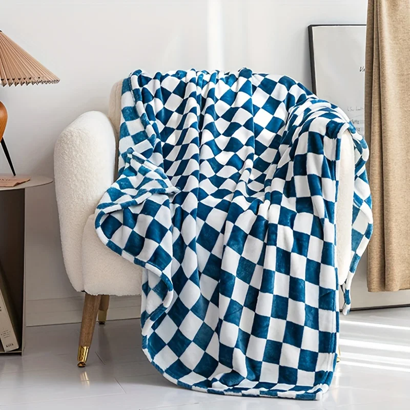 Throw Blanket Checkerboard Polyester Bedroom Bed Air Conditioning Blanket Winter Warm Flannel Blanket Sleeping Cover for Home