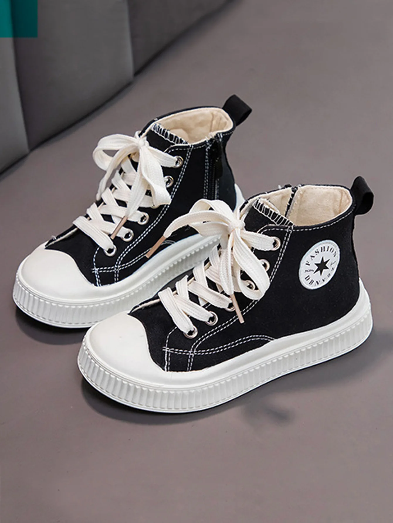 Sportliche Freizeitschuhe für Kinder, Jungen-Canvas-Schuhe, Stiefel mit Reißverschluss-Design, Mädchen-Campus-Studentenschuhe, bequem, atmungsaktiv, geeignet für den Innenbereich – Detail 2