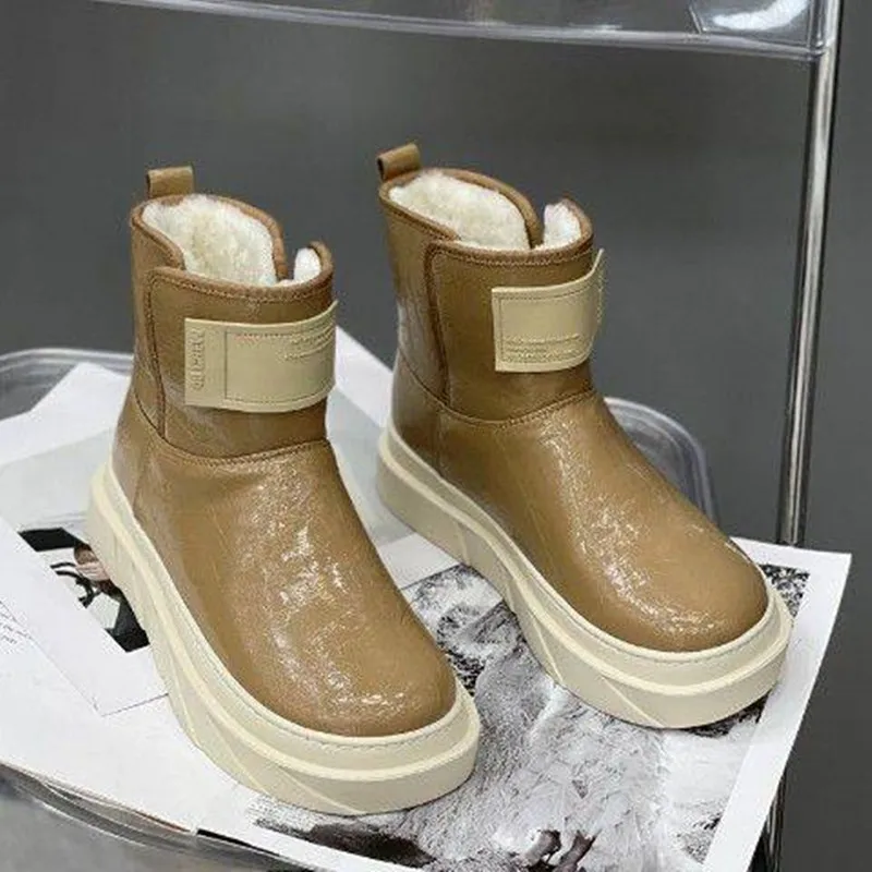 2025 Winter Women's Boots Plush Thick Soled Outdoor Leather Comfortable Casual Personality Waterproof Non-Slip Warm Cotton Shoes image 2
