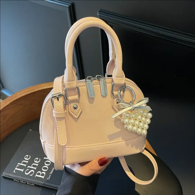 

2025 Minimalist Solid Shell Bag for Women Luxury Small Crossbody Shoulder Purse Fashionable Versatile Handheld Clutch