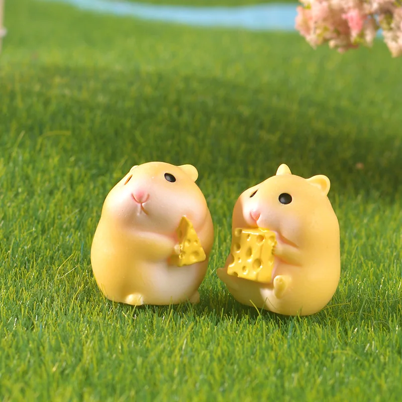 4Pcs/Set Cartoon Cute Anime Figure Mini Hamster Decoration Water Cup Case Resin DIY Accessories Toys Gift