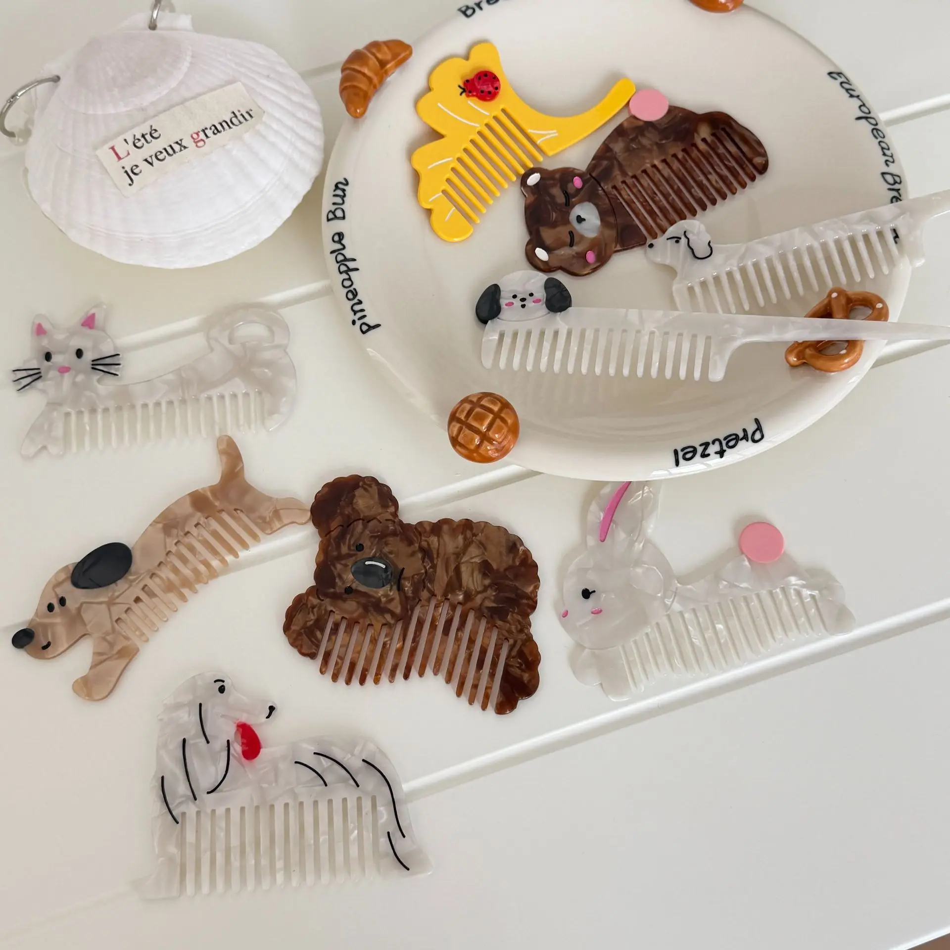 

Hair Comb Delicate Acetate Cute Cartoon Puppy Kitten Print Aesthetic Portable Anti Static Lightweight Styling Tool for Girls