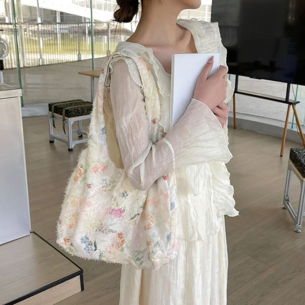 

Versatile Sweet Dopamine Flower Bag Large Capacity Elegant Lace Shoulder Bag Lightweight Bohemian Fairy Underarm Bag Travel