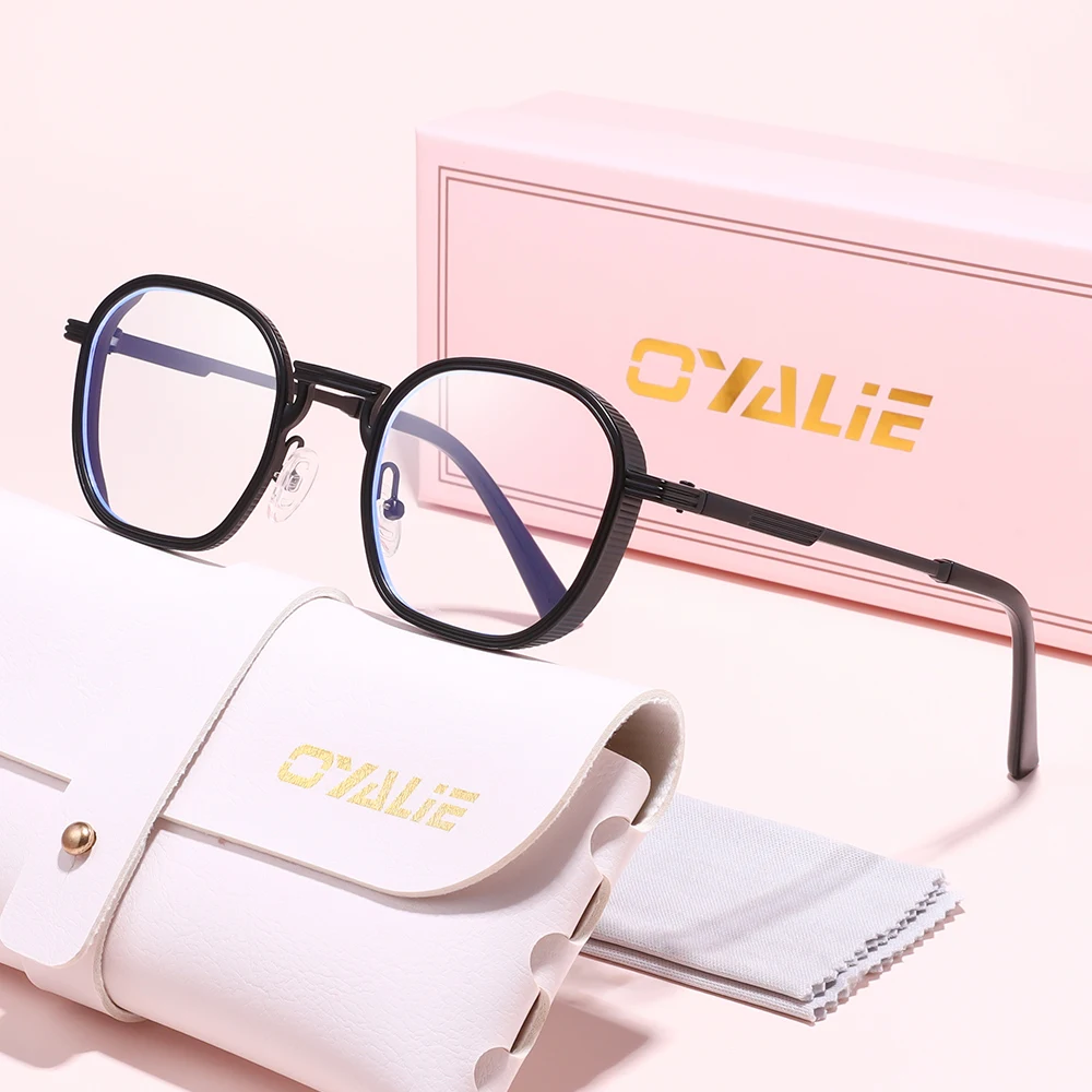 Lunettes de vue en métal Oyalie, élégantes et luxueuses, un design classique avec des performances et une qualité supérieures. Des montures métalliques exquises et des designs de montures rondes élégants contribuent à une ambiance à la fois tendance, élégante et légèrement luxueuse, ce qui les rend idéales pour ceux qui recherchent la mode et un style de vie de qualité.