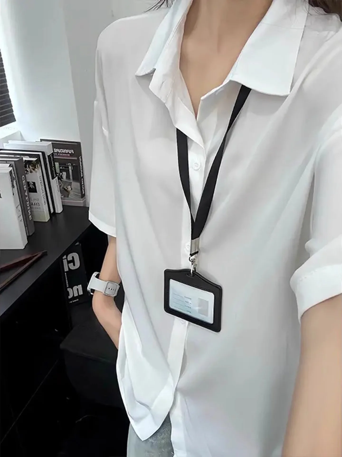 

White Ice Silk ort Sve irt Men's Summer High Sensation Haome Casual Oversize Couple Sunscreen f Sve irt