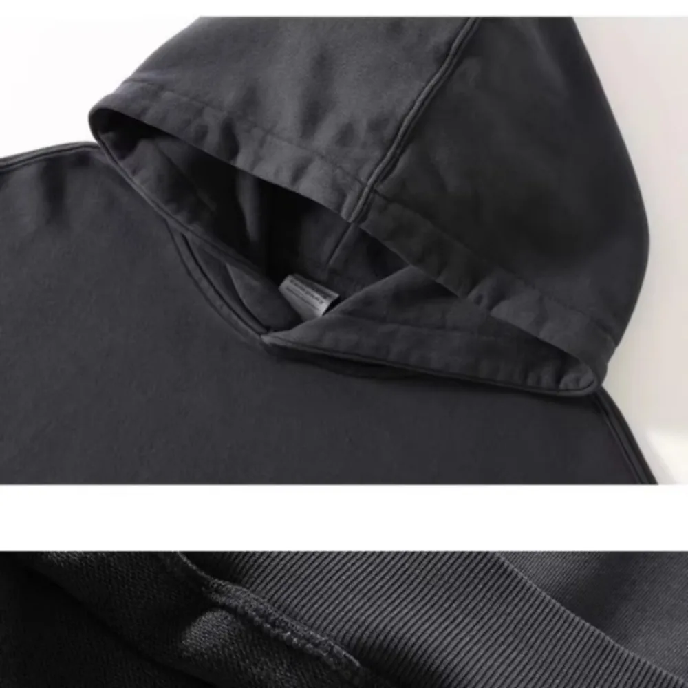 سويت شيرت جديد بغطاء للرأس من القطن الخالص فضفاض ومتعدد الاستخدامات بلون سادة من Marvel للرجال والنساء في خريف 2025