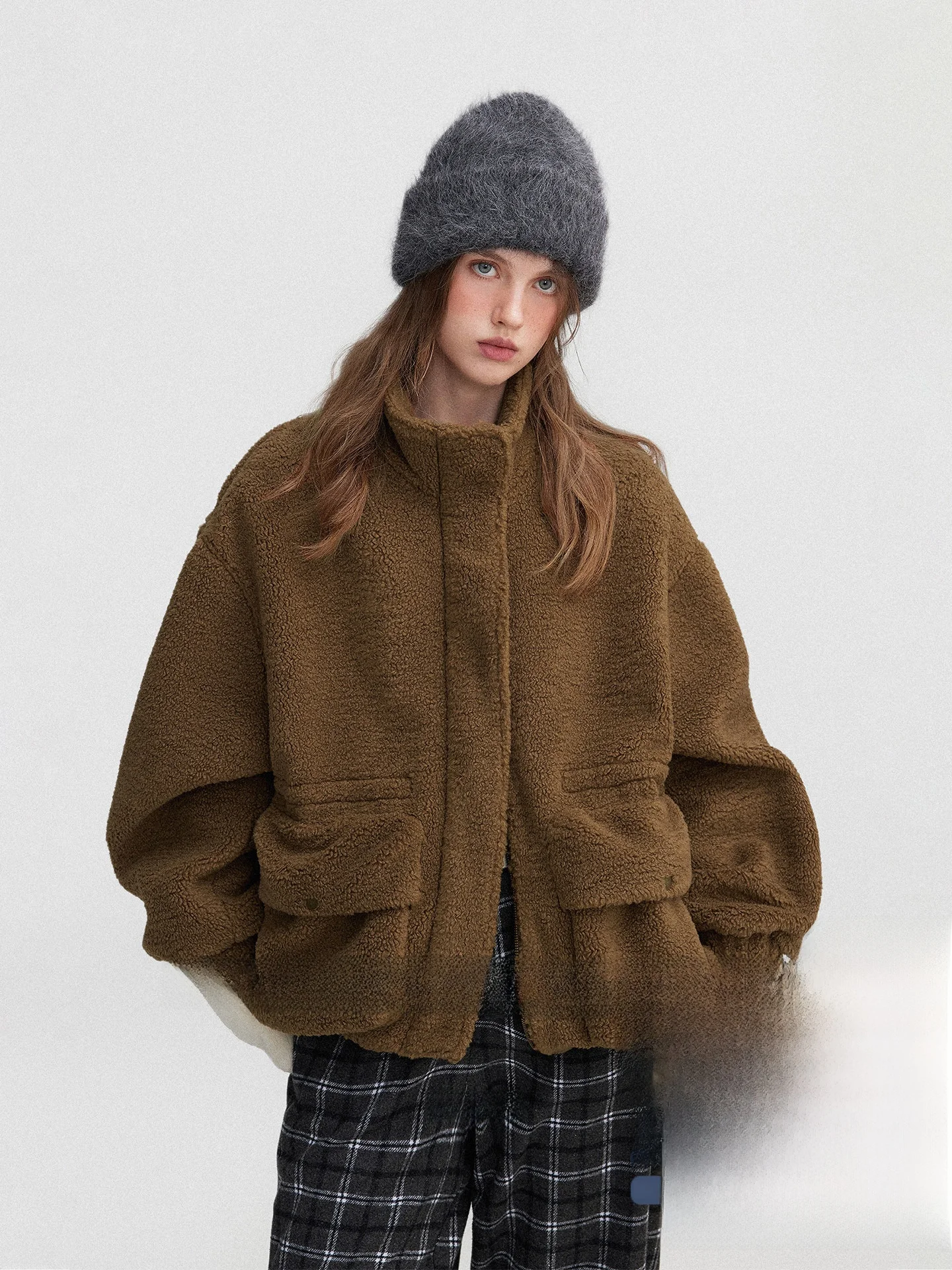 

Теплое утолщенное пальто из овечьей шерсти для женщин, с воротником-стойкой, длинными рукавами, на молнии, с декоративными элементами, для повседневной носки, зимняя верхняя одежда