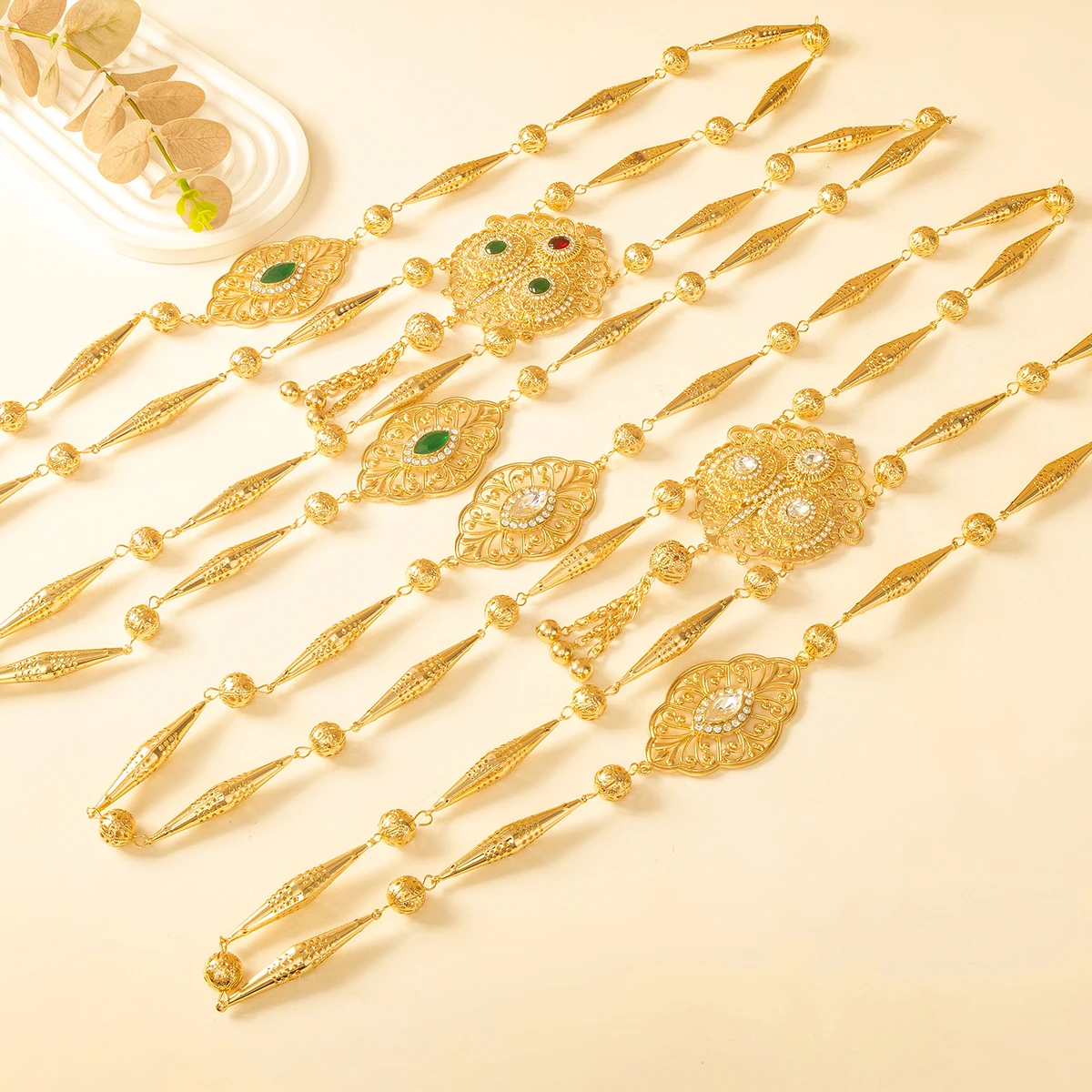 반짝이는 민족 스타일의 시크한 신부 바디 주얼리, 크리스탈 숄더 체인이 있는 롱 네크리스, 웨딩 카프탄 백 액세서리