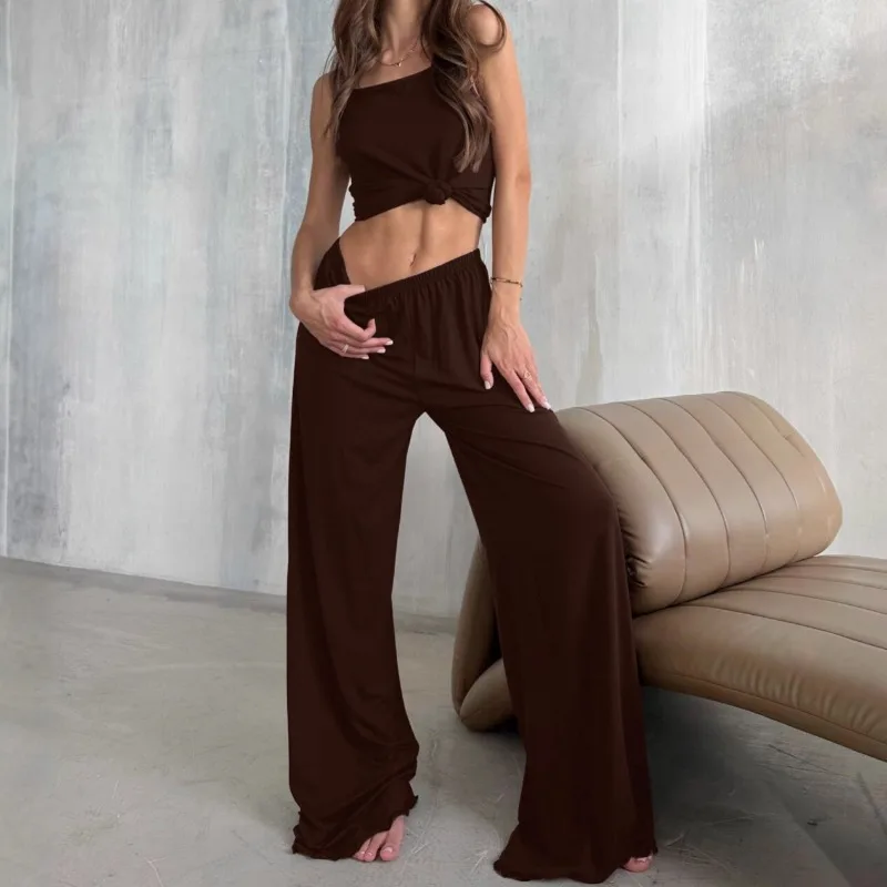 

Новинка 2023 года, женский комплект домашней одежды из трех предметов, коричневый молочный шелк, нижнее белье на подтяжках с длинными рукавами, брюки, пижамы, осень-зима L