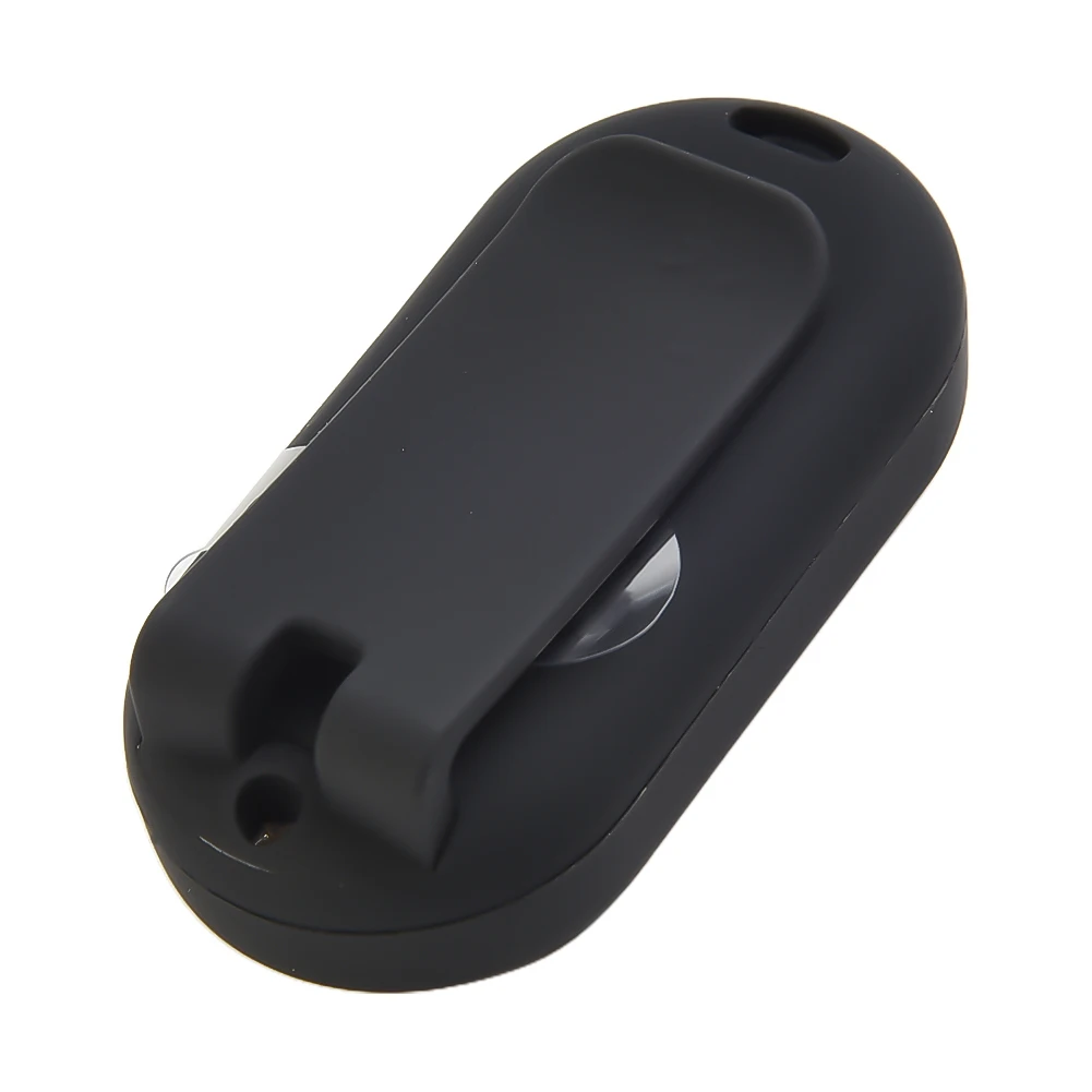 يتميز عداد الخطى الصغير المبتكر بتقنية استشعار متقدمة لدعم أهدافك المشي والجري بكفاءة