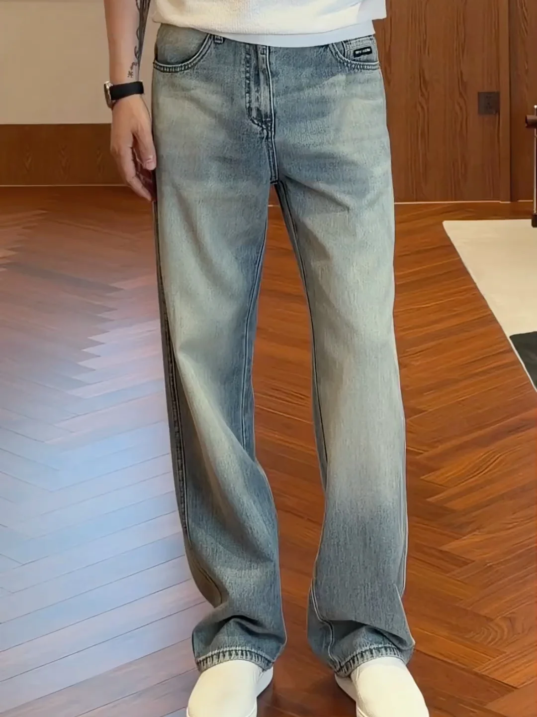 Jeans Retrô Azul Lavado de Perna Reta para Homens e Mulheres, Calça Longa Casual Solta e Simples para o Verão, Estilo Urbano ...