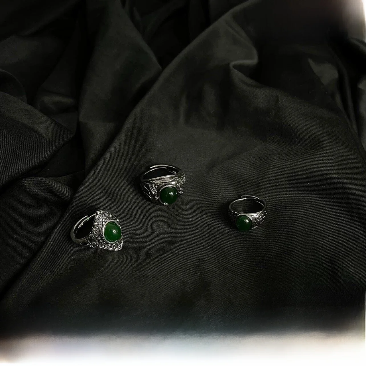 

Adjustable Retro Court Style Rings for Men And Women Fashionable Jewelry Accessories for Autumn And Winter Season