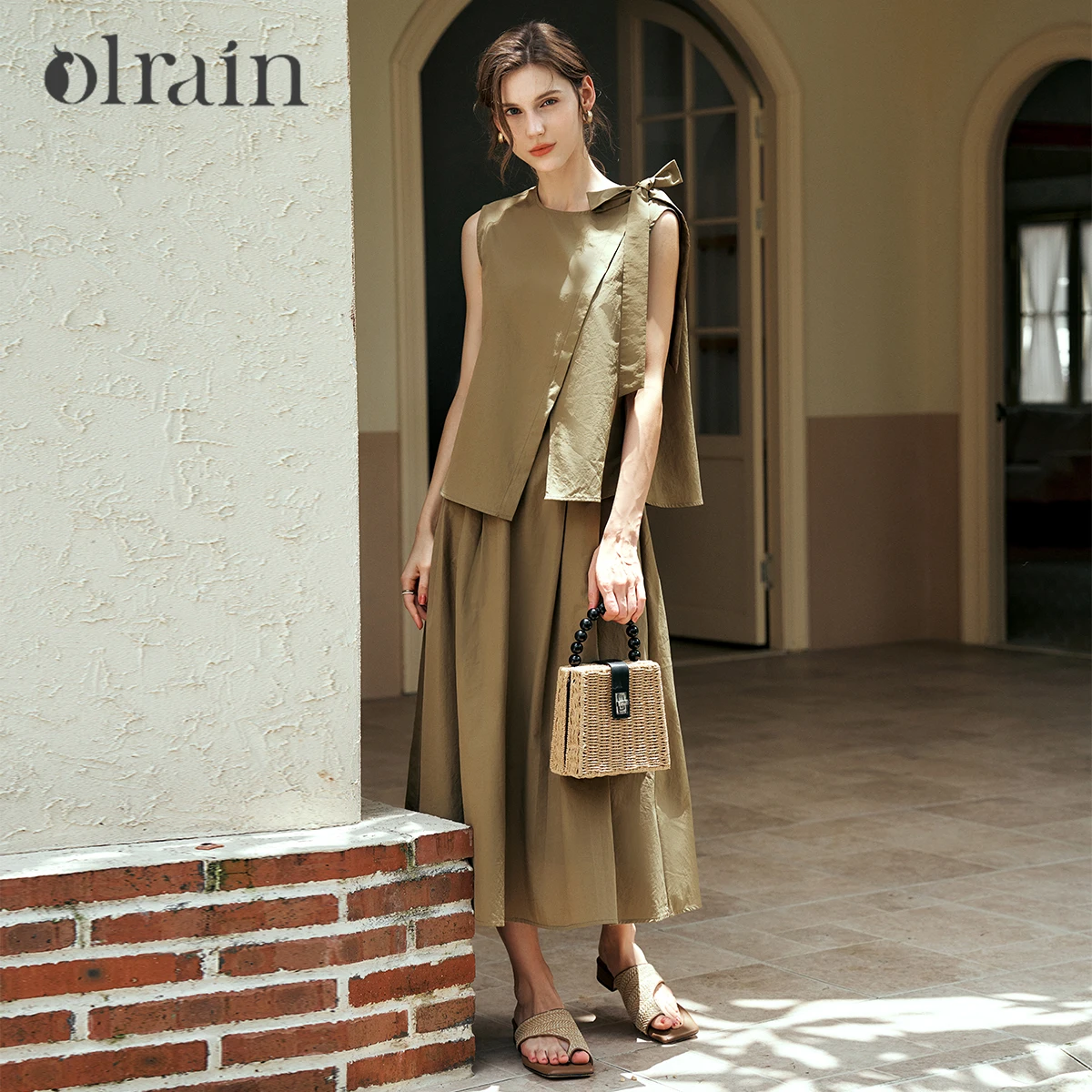OLrain Brown French Style Sleeveless Set Woman 2026 Summer Loose-Fitting Two-Piece Elegant Temperament Tops Lady O24XE91838