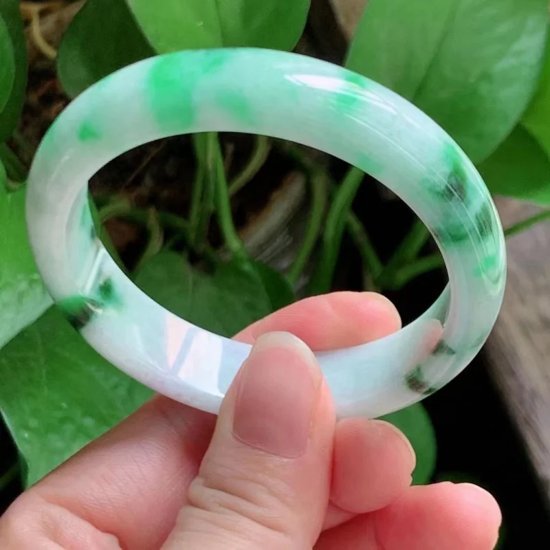 Spring Color Direct Sales Pingzhou Finished Product Bright Green Jade Bracelet