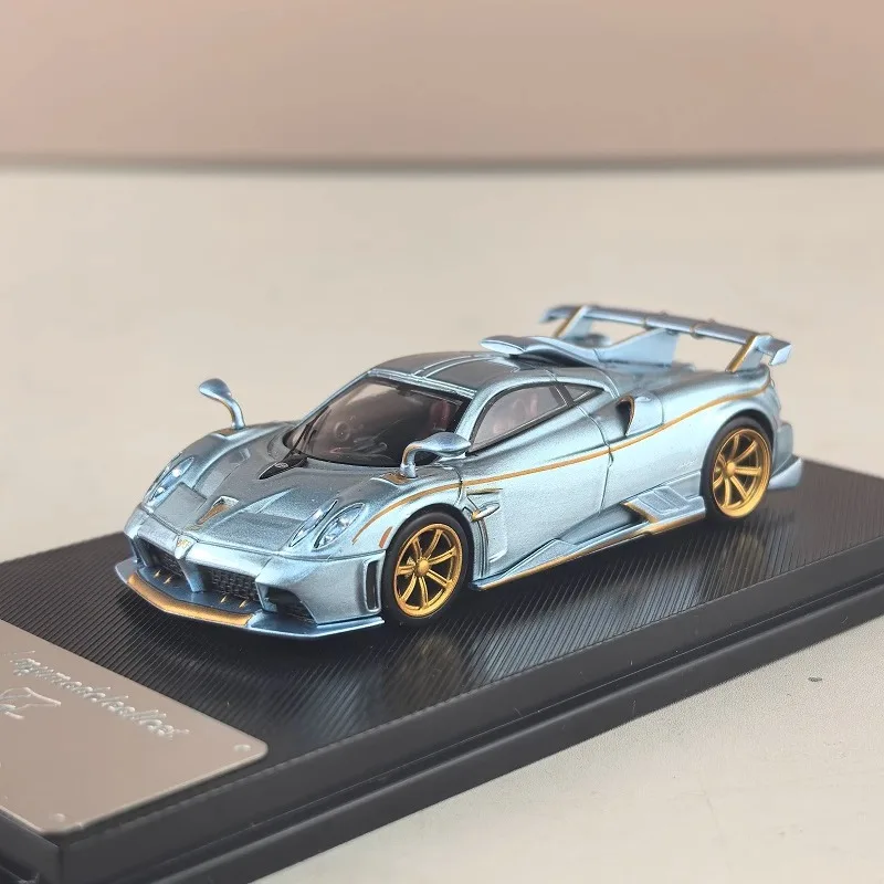 

ModelCollect MC 1:64 Pagani Imola Silver Blue Alloy Car model