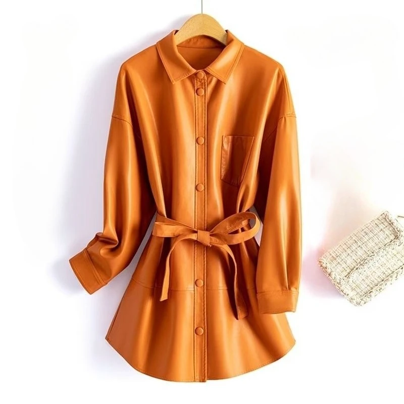 Un nuovo stile di giacca da donna in pelle di fascia alta alla moda e individualizzata Un cappotto ampio ed elegante e confortevole di media lunghezza