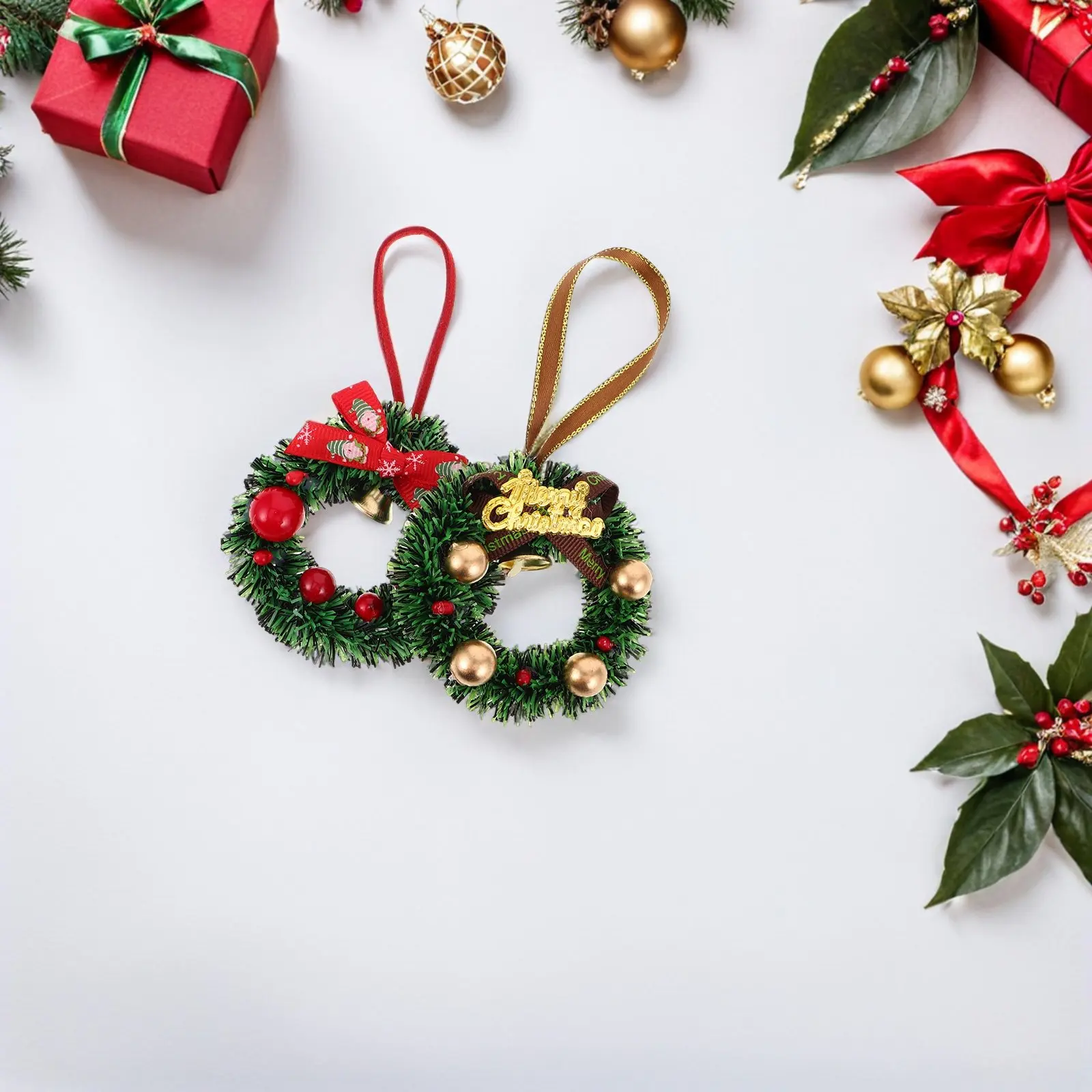 

10Pcs Miniature Christmas Wreaths 2.95 Inch Tiny Artificial Garland Hoops for Fireplace Holder Stair Decoration Festive