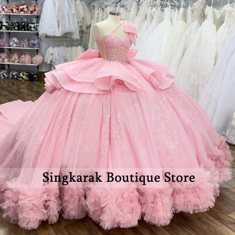 Boutique Princess Pink Quinceanera Dress Tiered Ruffles One-shoulder Bow Robe Quinceanera XV Years Ball Gown Customized