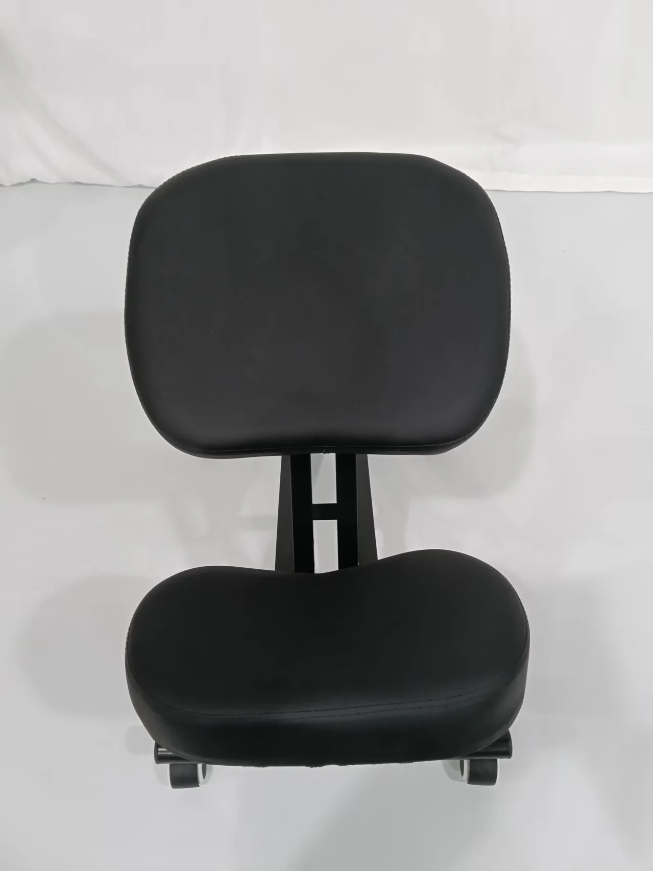 ex-factory price human body correction kneeling chair, with roller design, adjustable height,