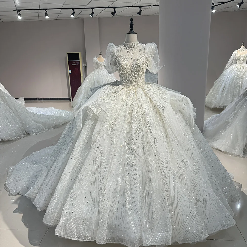 Abiti da sposa affascinanti Abiti da sposa glitterati Abito per abiti da cerimonia per feste formali Abiti da sposa 2025 Maniche corte personalizzate Corte dei treni
