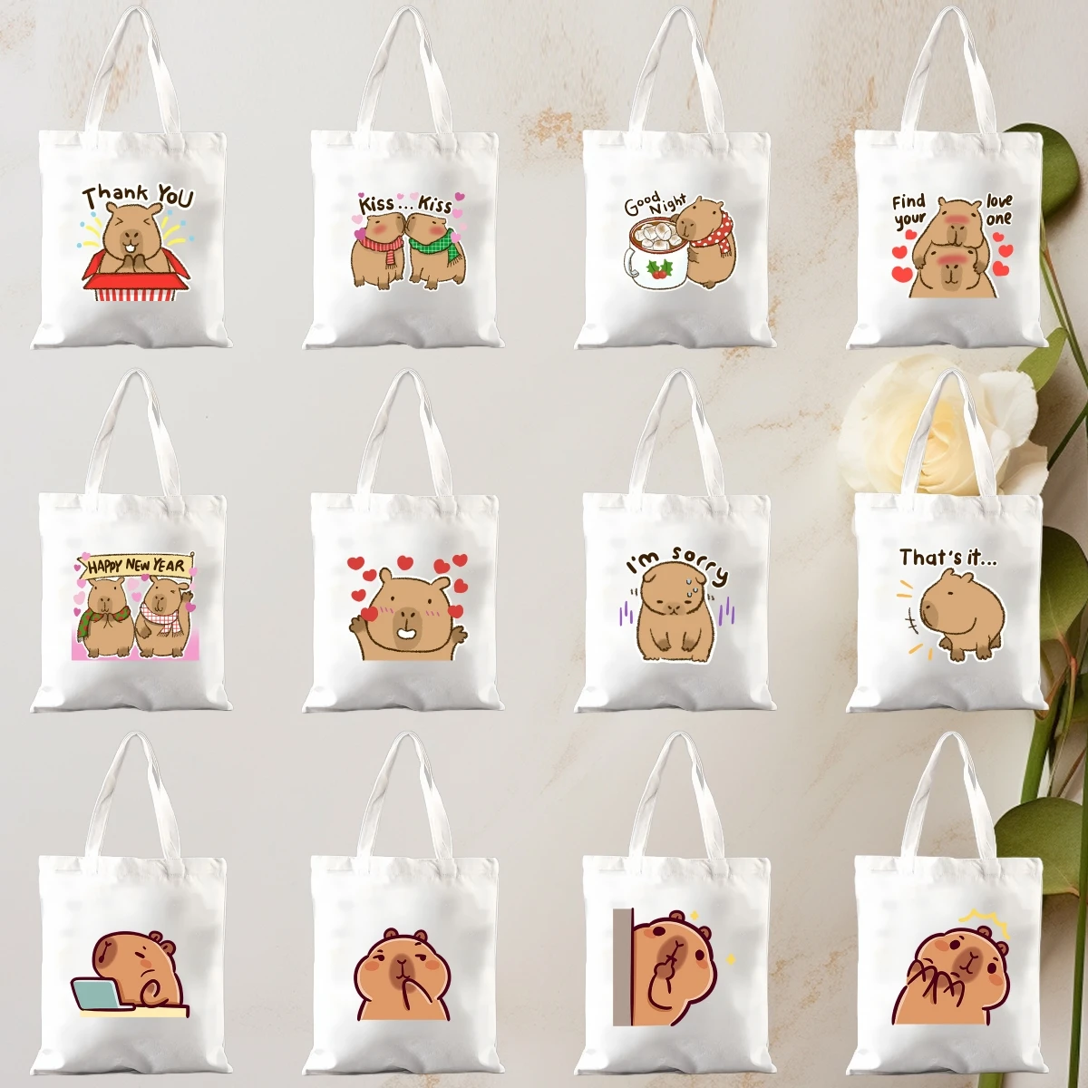 Bolso de mano de gran capacidad con dibujos de capibara de Anime, bolso de compras de viaje de lona blanca con animales Kawaii, bolsa portátil de viaje para regalos