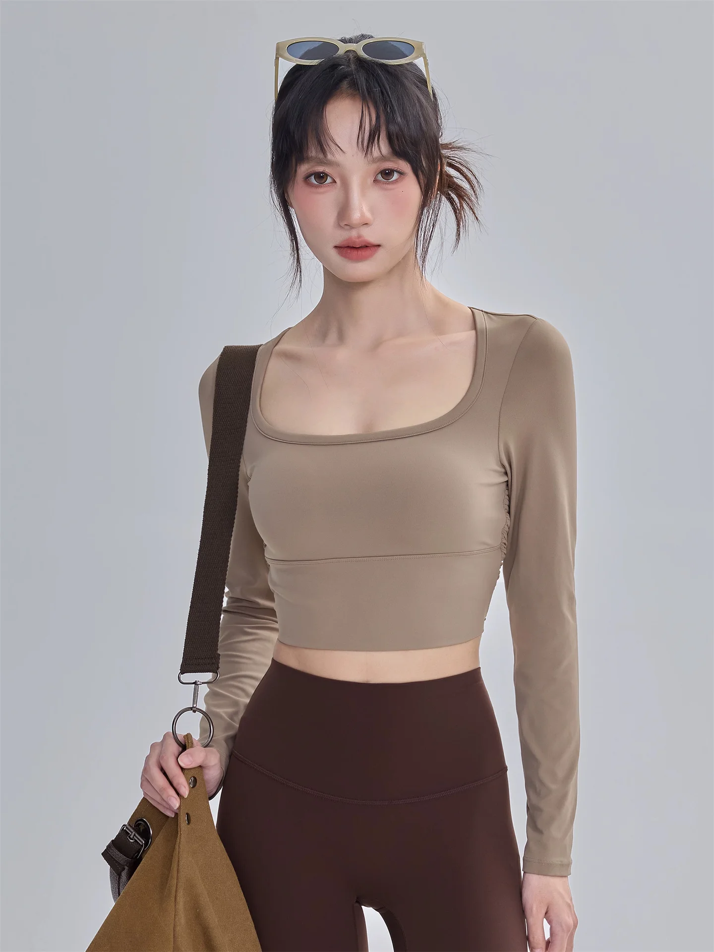 Conjunto de Roupas de Yoga Femininas com Almofada para o Peito, Top de Treinamento Longo, Camiseta Slim Fit para Pilates